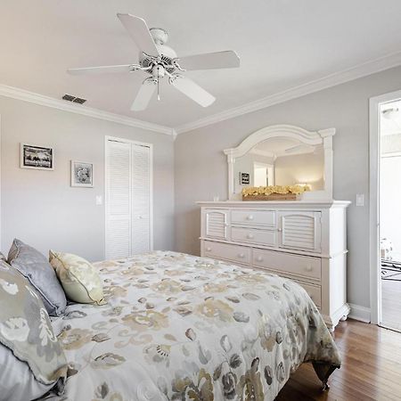 Association, Tennis Courts And Pool, Sleeps 4 - Cinnamon Cove Cozy Condo Fort Myers Buitenkant foto