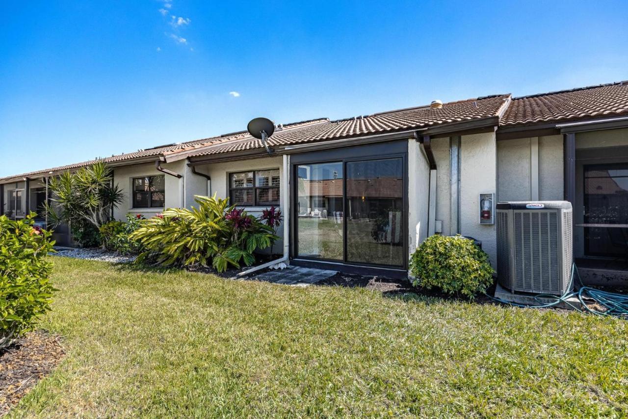 Association, Tennis Courts And Pool, Sleeps 4 - Cinnamon Cove Cozy Condo Fort Myers Buitenkant foto