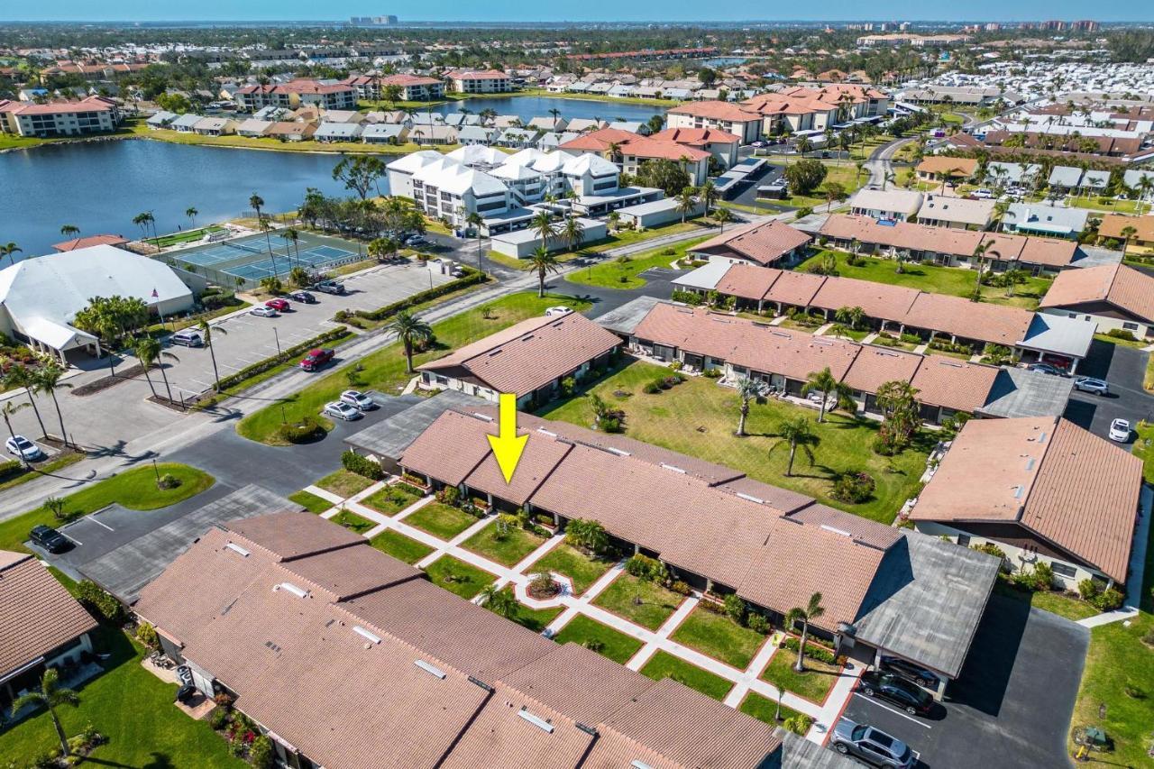 Association, Tennis Courts And Pool, Sleeps 4 - Cinnamon Cove Cozy Condo Fort Myers Buitenkant foto
