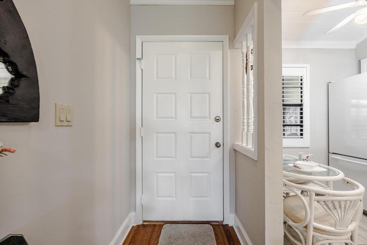 Association, Tennis Courts And Pool, Sleeps 4 - Cinnamon Cove Cozy Condo Fort Myers Buitenkant foto