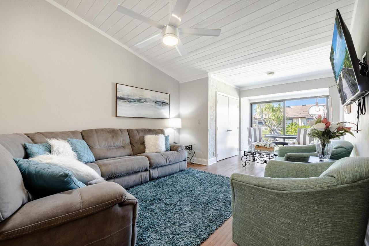 Association, Tennis Courts And Pool, Sleeps 4 - Cinnamon Cove Cozy Condo Fort Myers Buitenkant foto