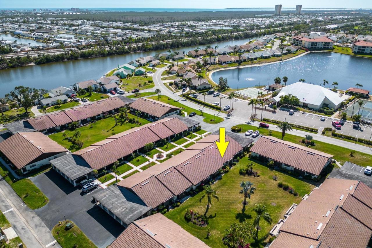 Association, Tennis Courts And Pool, Sleeps 4 - Cinnamon Cove Cozy Condo Fort Myers Buitenkant foto
